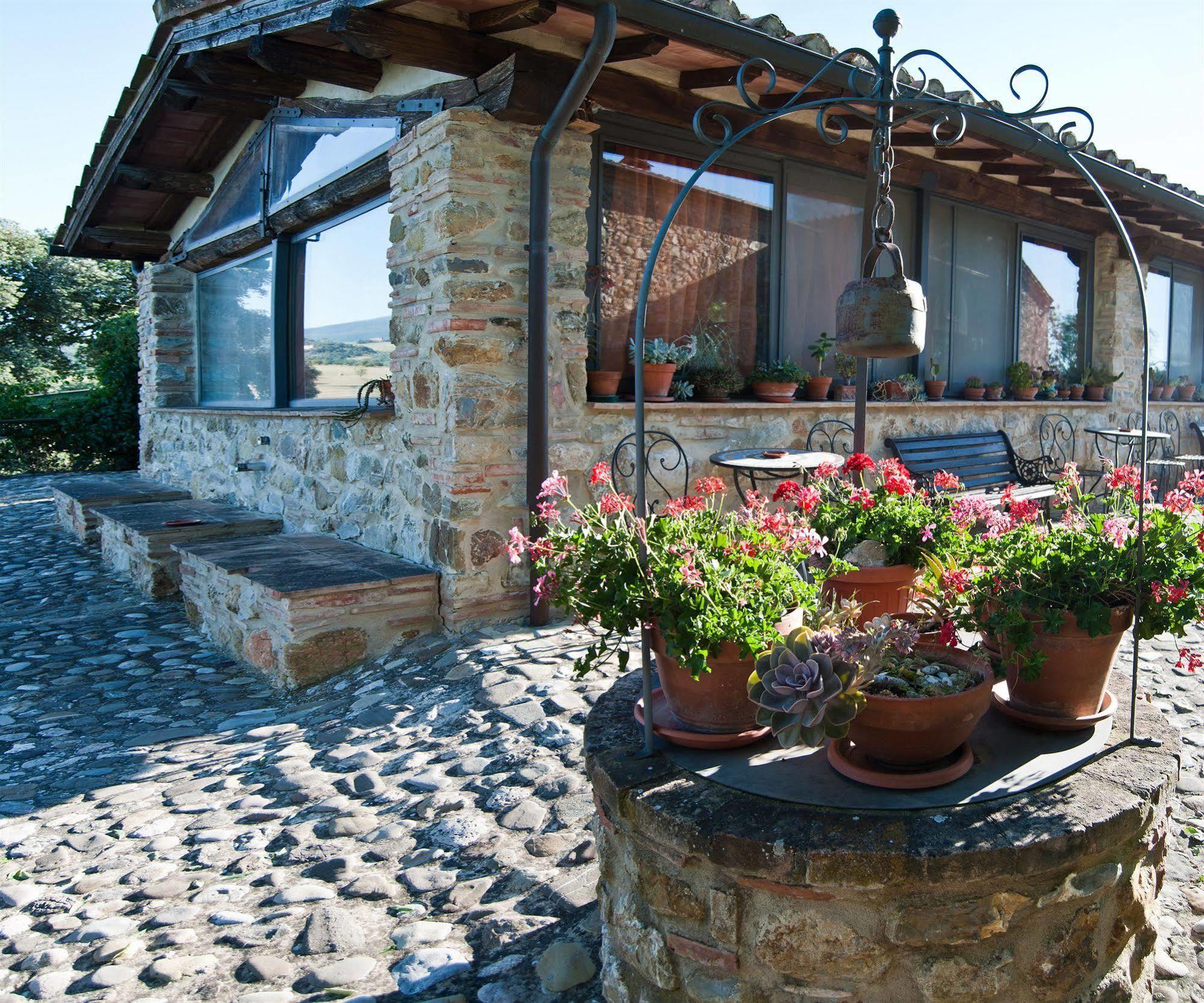 Agriturismo Grossola Castiglione d'Orcia Exterior photo